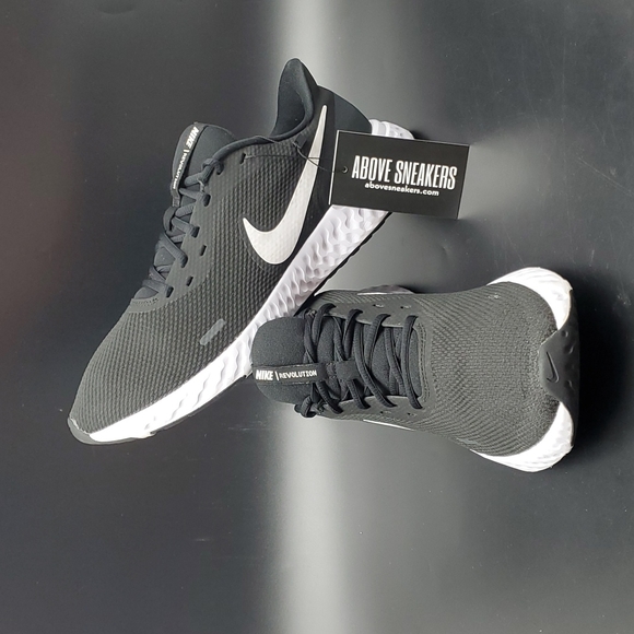 nike revolution 5 sport chek